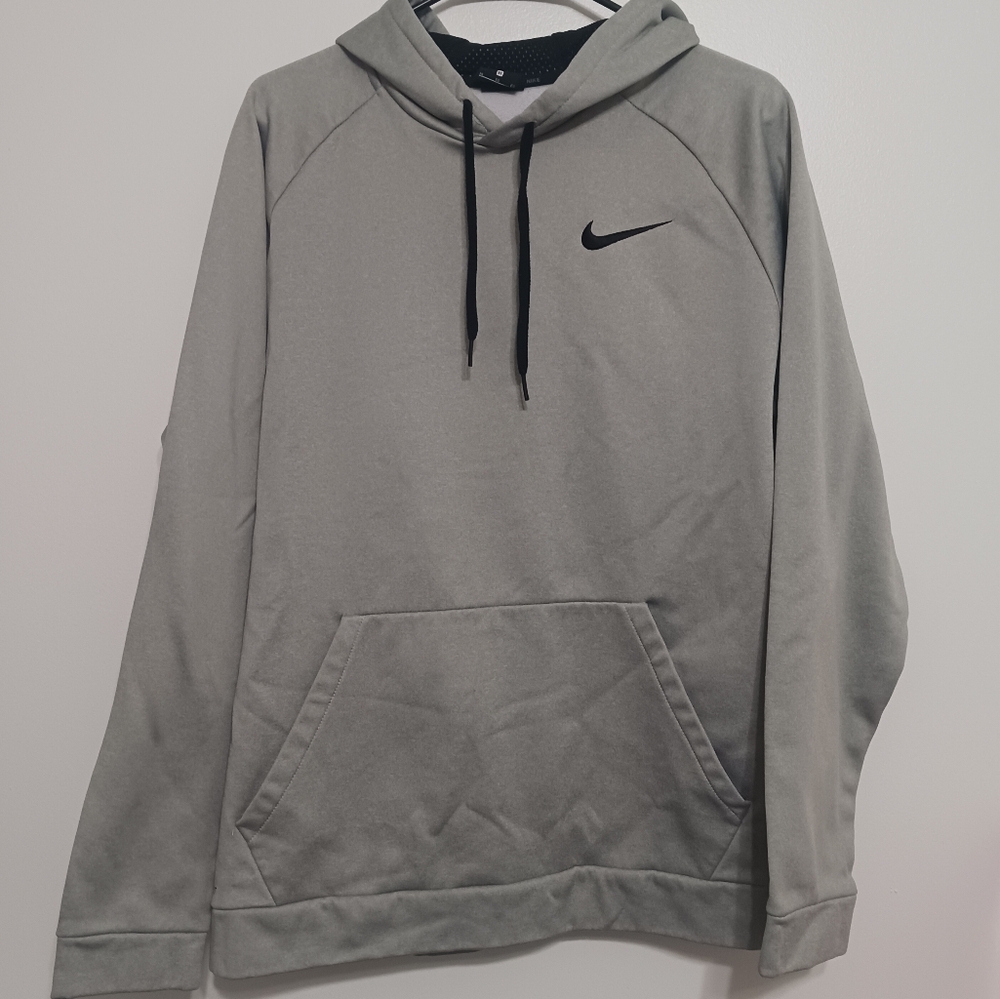 Nike Dri-fit Gray Sweatshirt